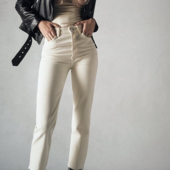 Zara Denim - Zara Trf Straight Jeans Color Sand 4365/237